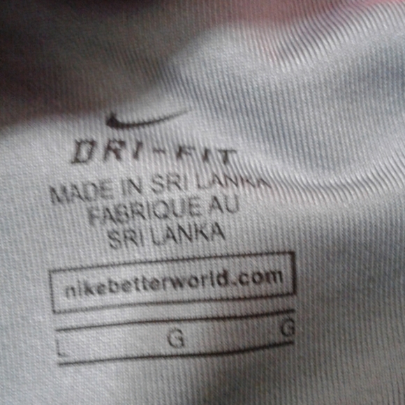 Nike Gym apparel bundle top and bottom - Picture 8 of 8